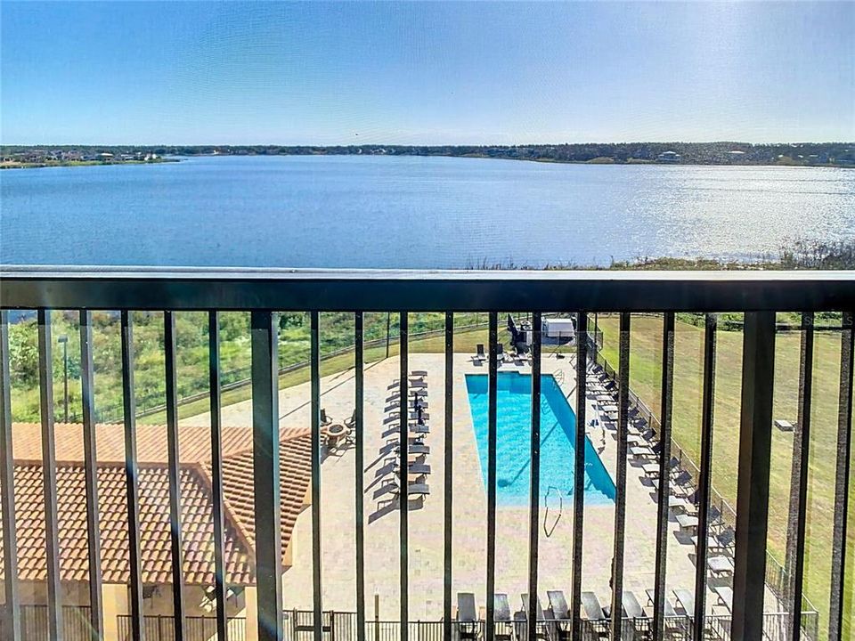 For Sale: $424,900 (3 beds, 3 baths, 1568 Square Feet)