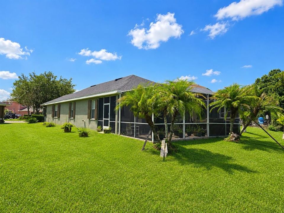 For Sale: $429,900 (4 beds, 3 baths, 2195 Square Feet)