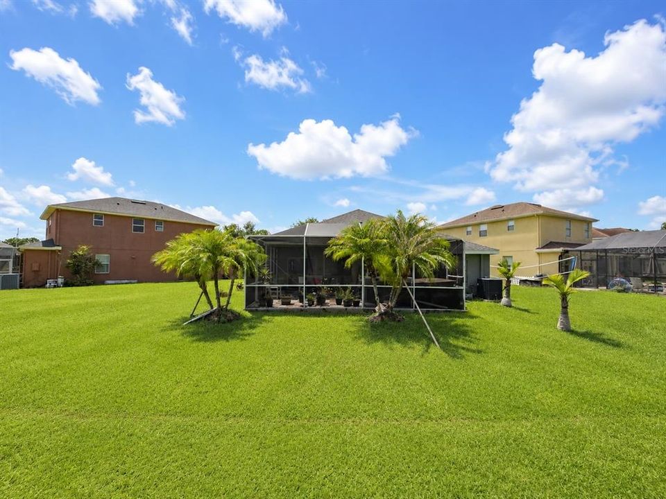 For Sale: $429,900 (4 beds, 3 baths, 2195 Square Feet)