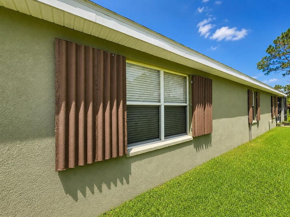 For Sale: $429,900 (4 beds, 3 baths, 2195 Square Feet)