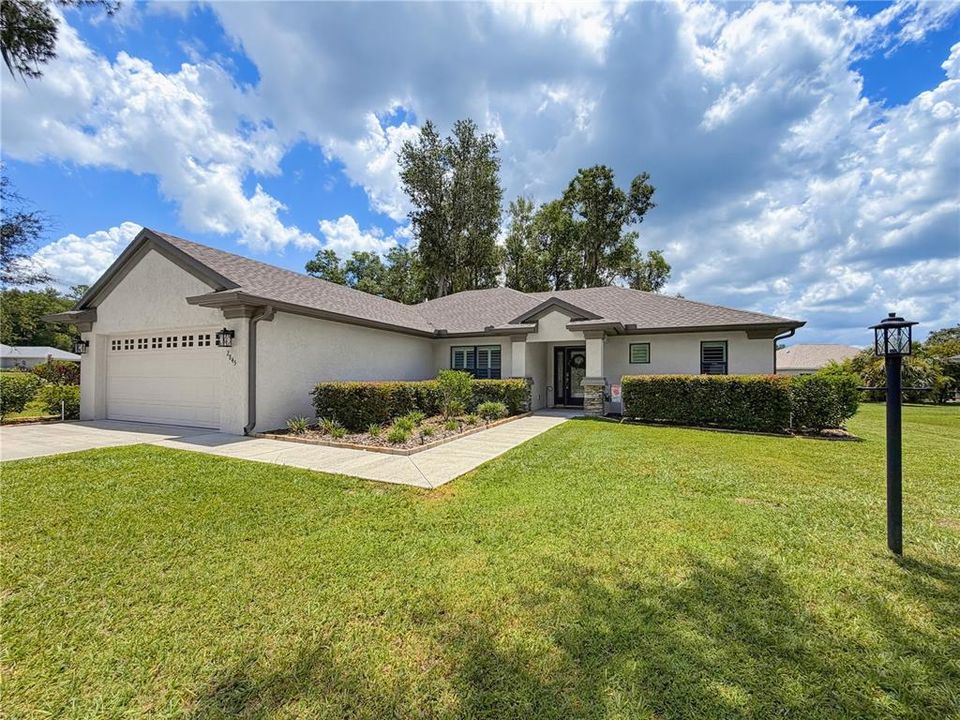 For Sale: $339,900 (3 beds, 2 baths, 1668 Square Feet)