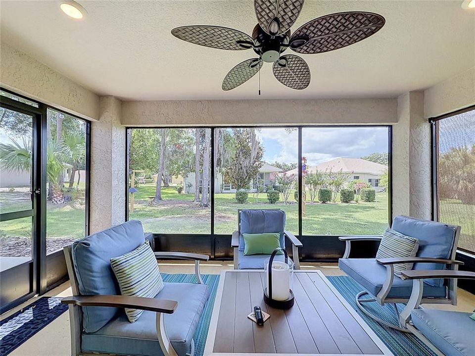 For Sale: $339,900 (3 beds, 2 baths, 1668 Square Feet)