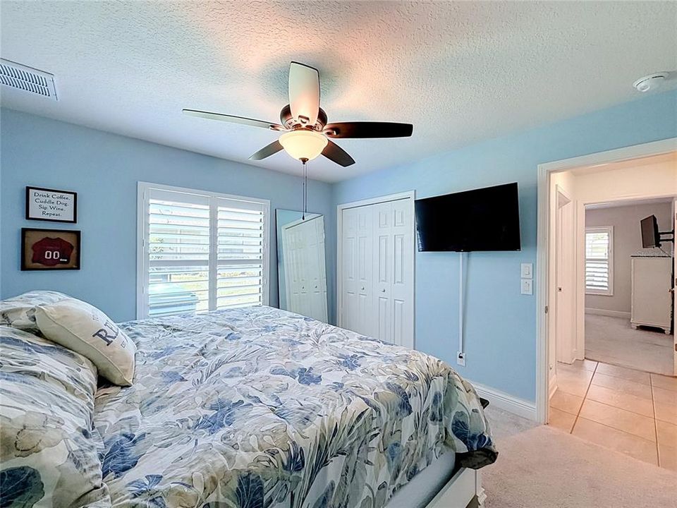 For Sale: $339,900 (3 beds, 2 baths, 1668 Square Feet)