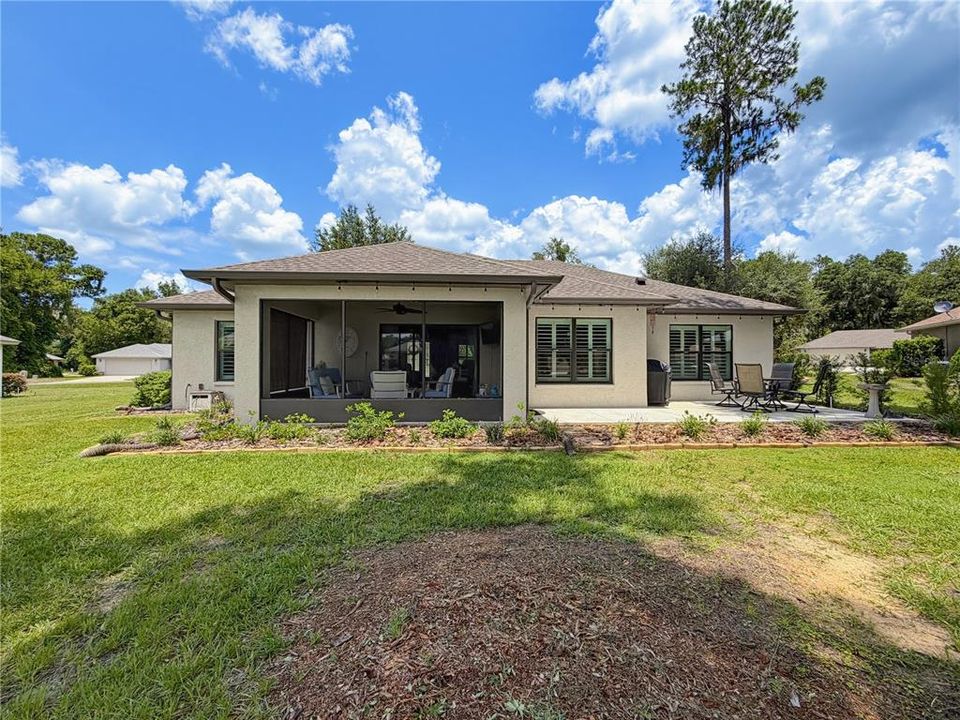 For Sale: $339,900 (3 beds, 2 baths, 1668 Square Feet)