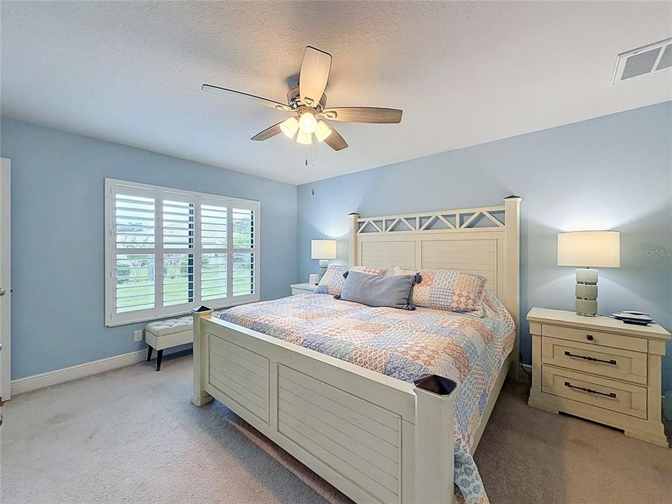 For Sale: $339,900 (3 beds, 2 baths, 1668 Square Feet)