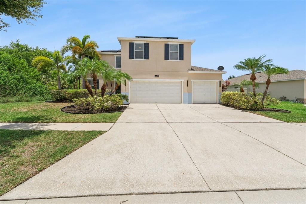 En Venta: $599,900 (4 camas, 2 baños, 2719 Pies cuadrados)