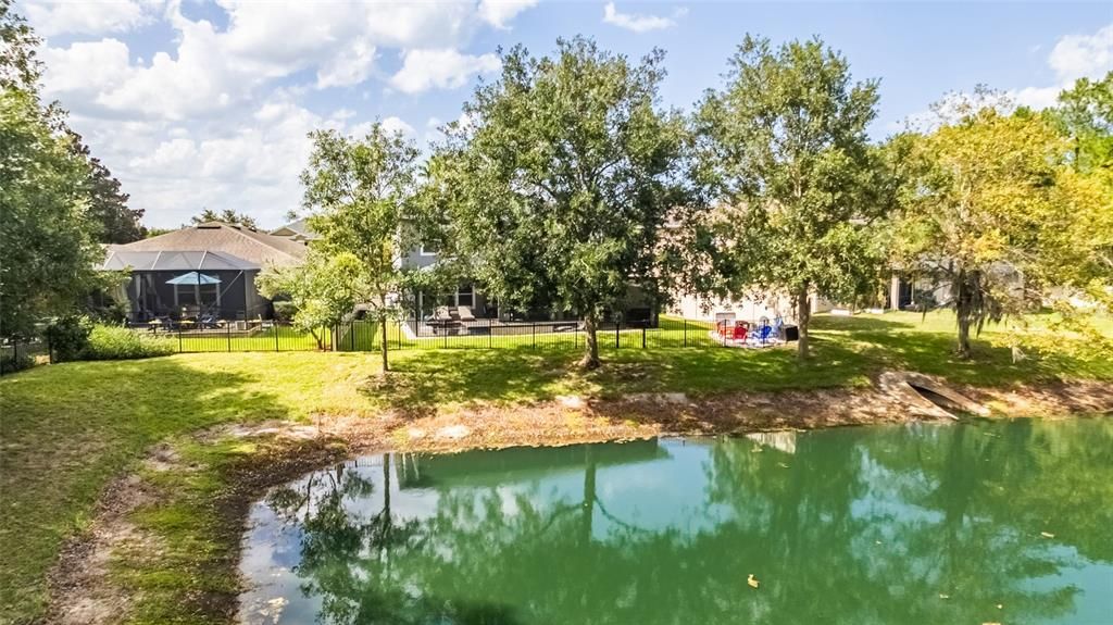 En Venta: $750,000 (4 camas, 2 baños, 2424 Pies cuadrados)