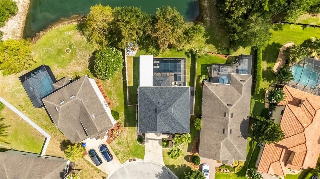 En Venta: $750,000 (4 camas, 2 baños, 2424 Pies cuadrados)