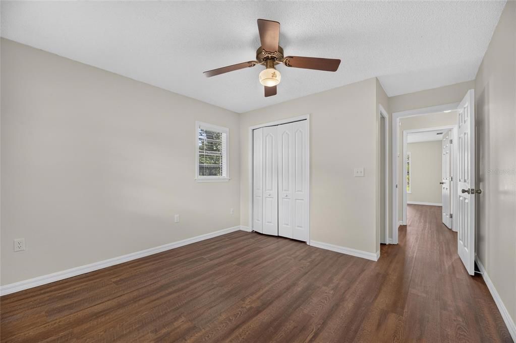 En Venta: $469,900 (3 camas, 2 baños, 1800 Pies cuadrados)