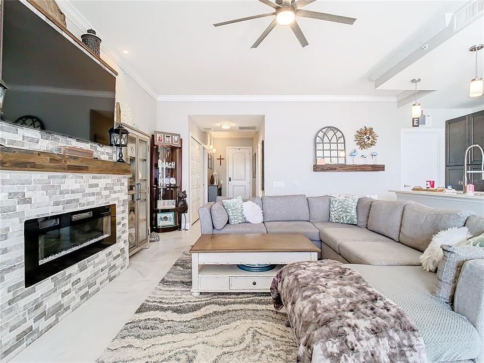 В аренду: $3,200 (3 спален, 3 ванн, 1568 Квадратных фут)