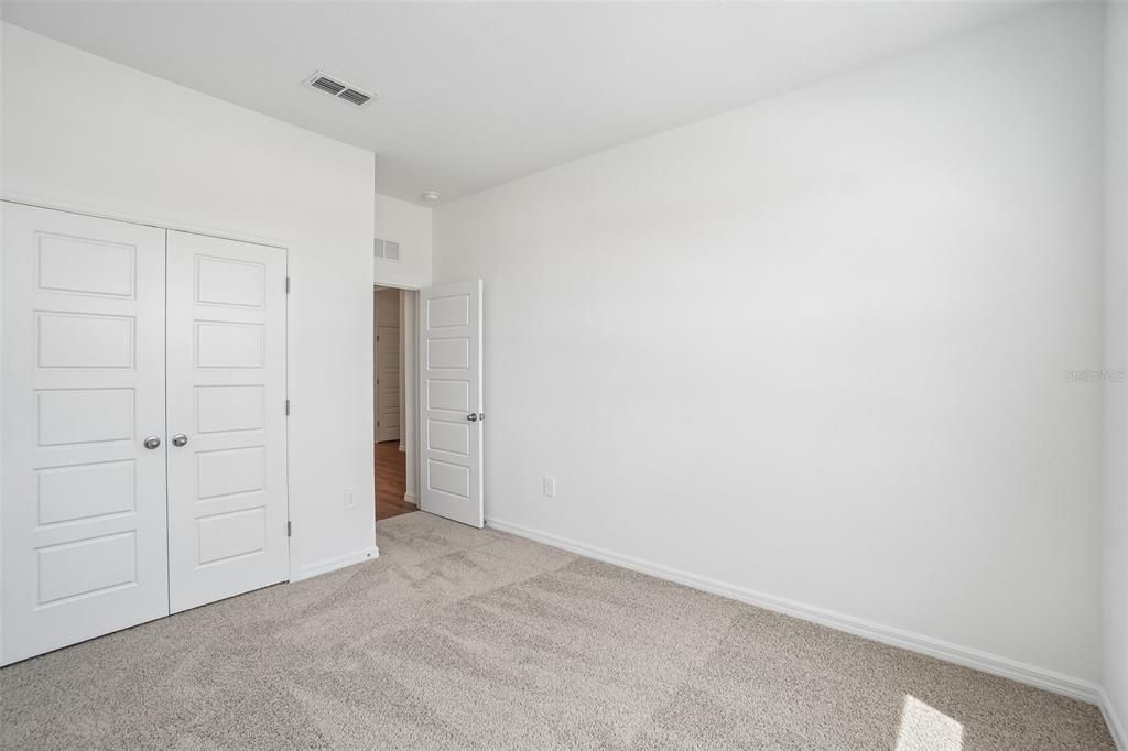En Venta: $454,900 (4 camas, 3 baños, 2336 Pies cuadrados)