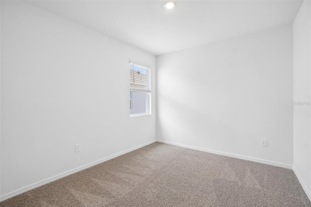 En Venta: $454,900 (4 camas, 3 baños, 2336 Pies cuadrados)