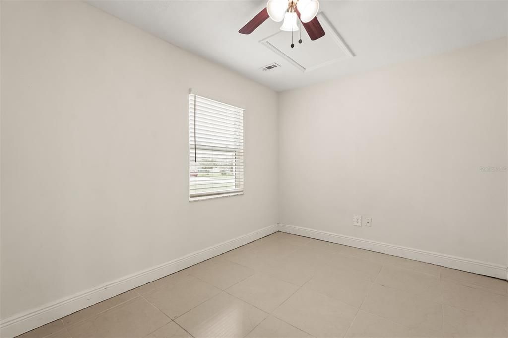 For Rent: $2,300 (3 beds, 2 baths, 1199 Square Feet)