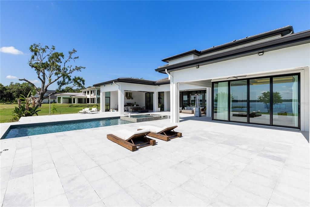 На продажу: $6,995,000 (6 спален, 5 ванн, 7058 Квадратных фут)