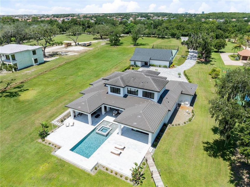 На продажу: $6,995,000 (6 спален, 5 ванн, 7058 Квадратных фут)