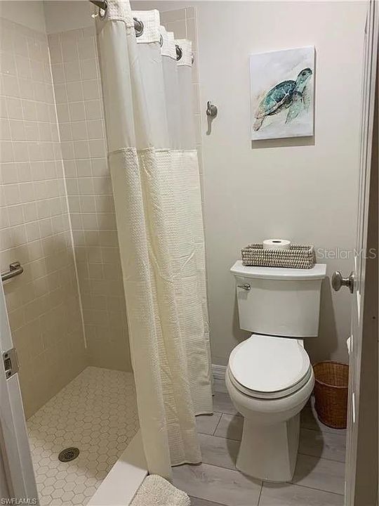 Activo con contrato: $265,000 (2 camas, 2 baños, 1143 Pies cuadrados)