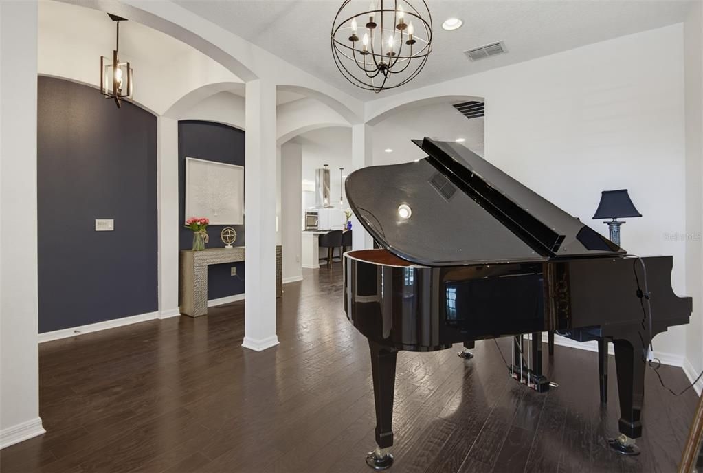 На продажу: $795,000 (4 спален, 3 ванн, 2843 Квадратных фут)