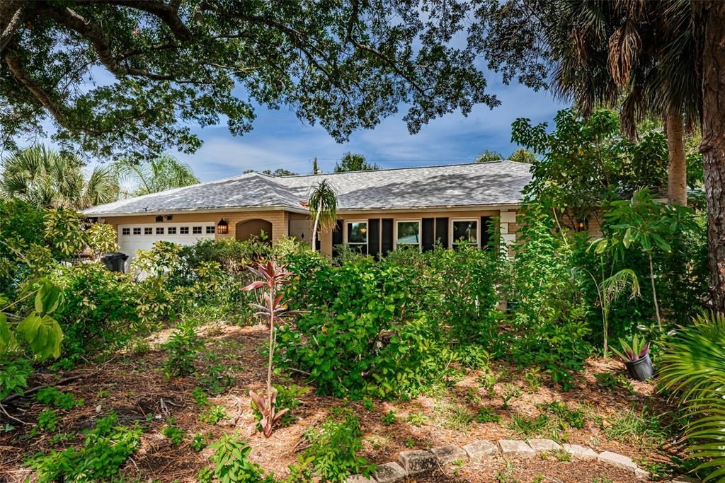 For Sale: $490,000 (4 beds, 3 baths, 1820 Square Feet)