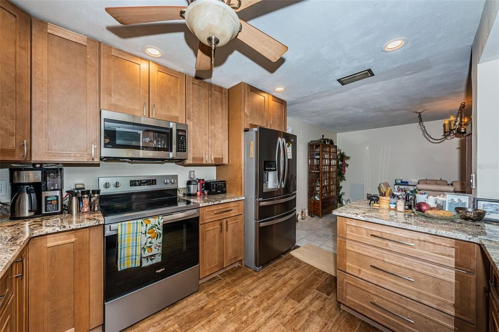 For Sale: $490,000 (4 beds, 3 baths, 1820 Square Feet)
