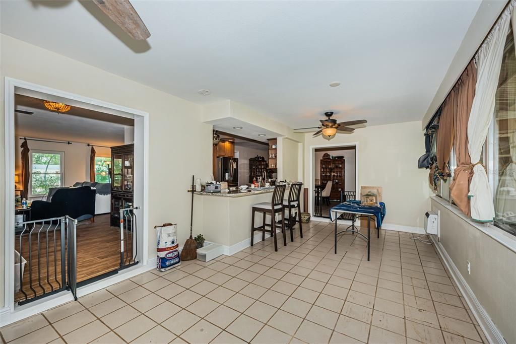 For Sale: $490,000 (4 beds, 3 baths, 1820 Square Feet)