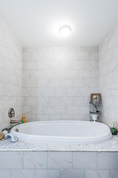 For Sale: $490,000 (4 beds, 3 baths, 1820 Square Feet)