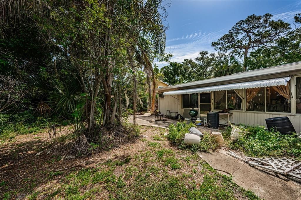 For Sale: $490,000 (4 beds, 3 baths, 1820 Square Feet)