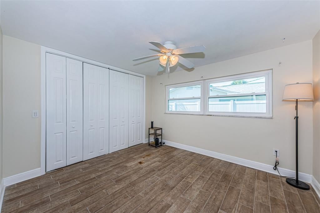 For Sale: $490,000 (4 beds, 3 baths, 1820 Square Feet)