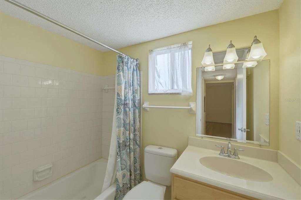 For Rent: $1,500 (2 beds, 2 baths, 1144 Square Feet)