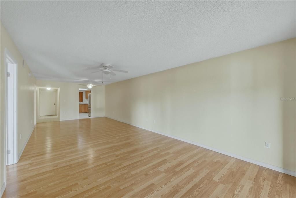 For Rent: $1,500 (2 beds, 2 baths, 1144 Square Feet)