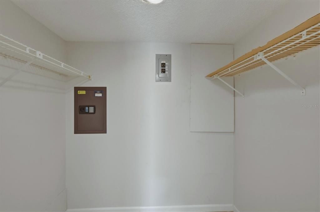 For Rent: $1,500 (2 beds, 2 baths, 1144 Square Feet)