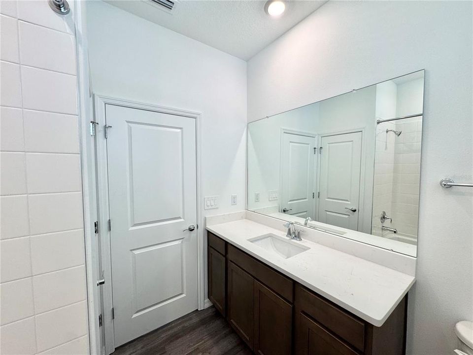 В аренду: $2,295 (3 спален, 2 ванн, 1564 Квадратных фут)