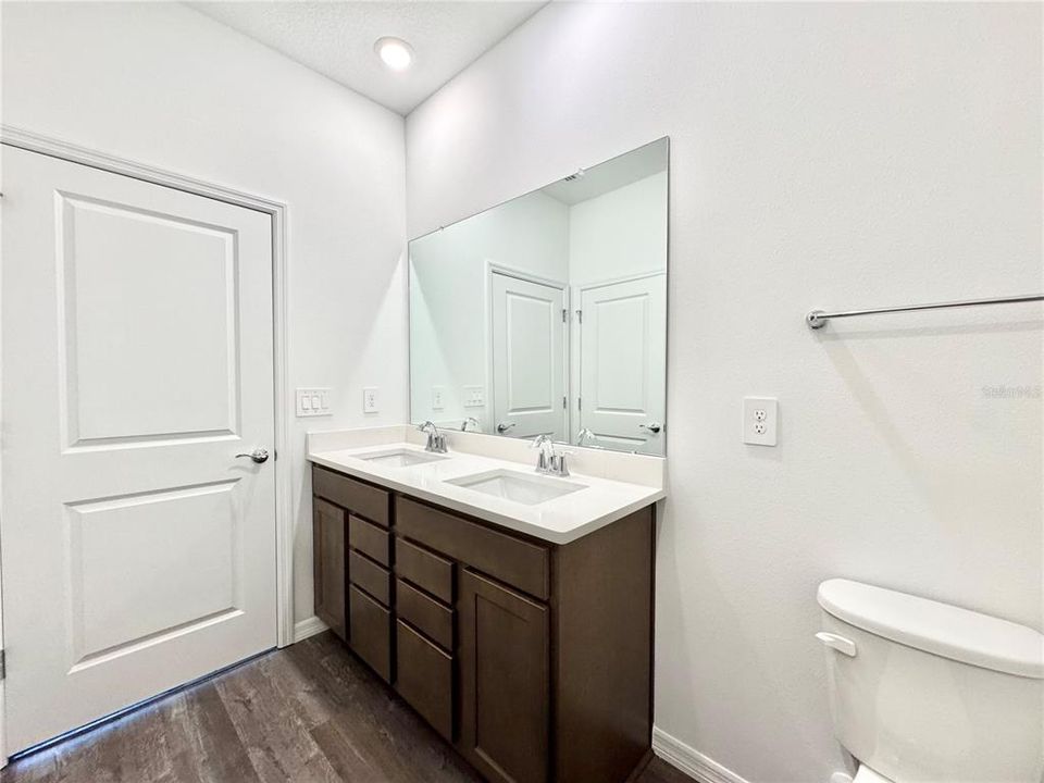 В аренду: $2,295 (3 спален, 2 ванн, 1564 Квадратных фут)