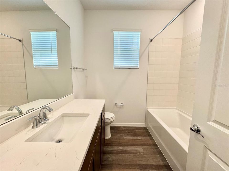 В аренду: $2,295 (3 спален, 2 ванн, 1564 Квадратных фут)