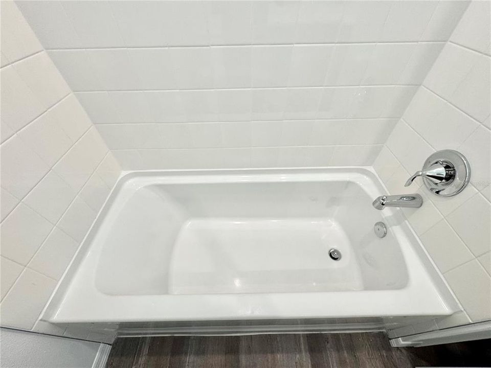 В аренду: $2,295 (3 спален, 2 ванн, 1564 Квадратных фут)