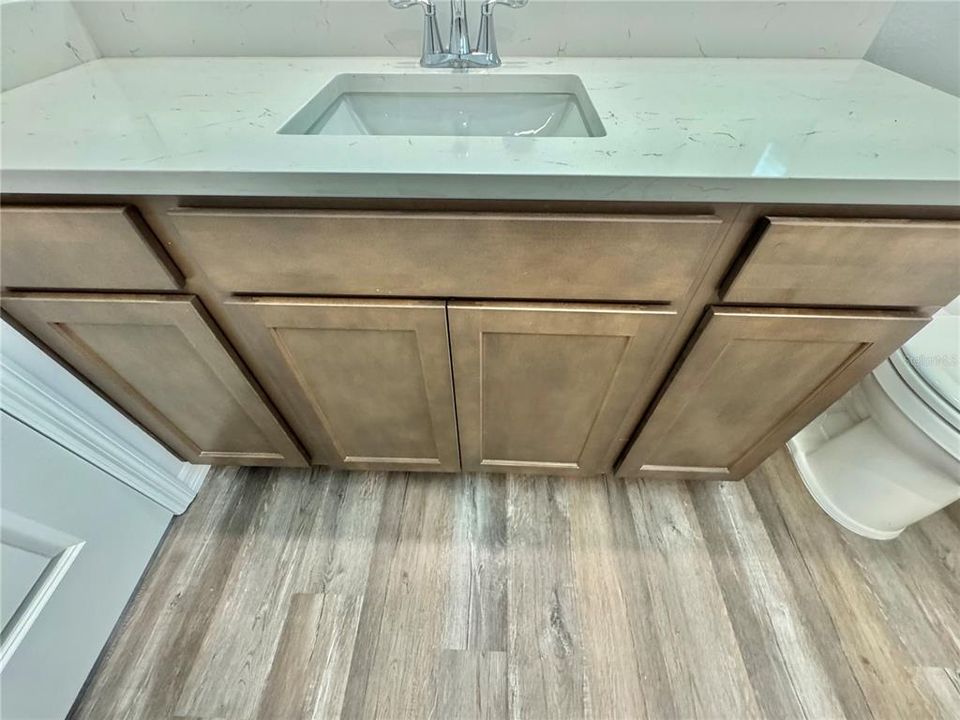 В аренду: $2,295 (3 спален, 2 ванн, 1564 Квадратных фут)