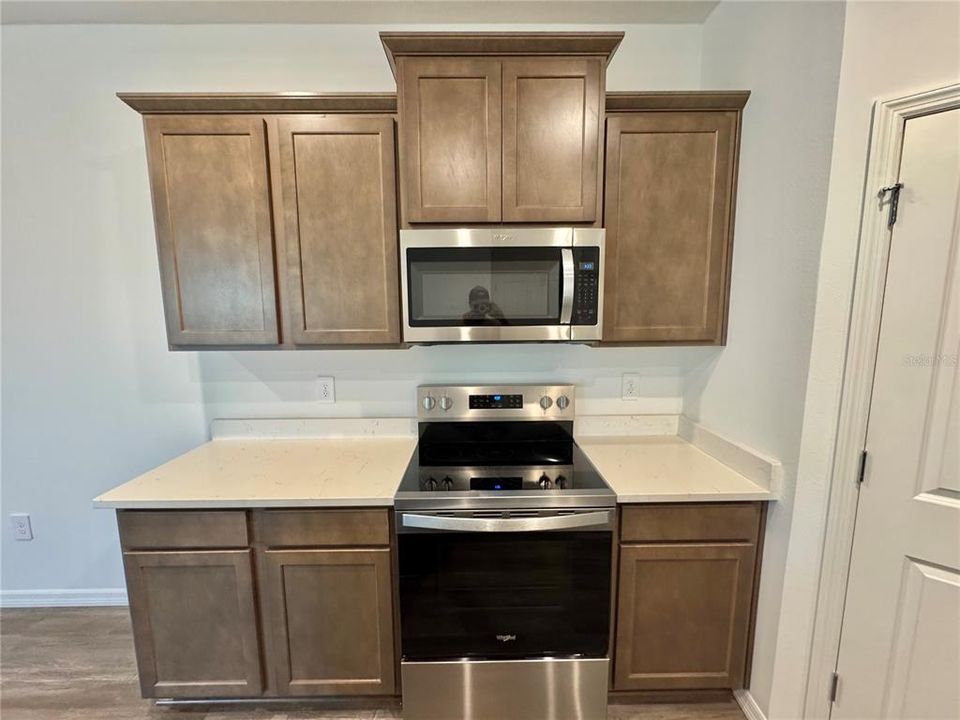 В аренду: $2,295 (3 спален, 2 ванн, 1564 Квадратных фут)