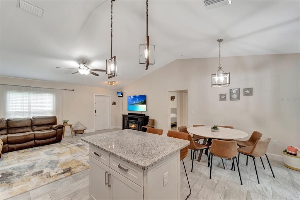 For Sale: $359,000 (3 beds, 2 baths, 1631 Square Feet)
