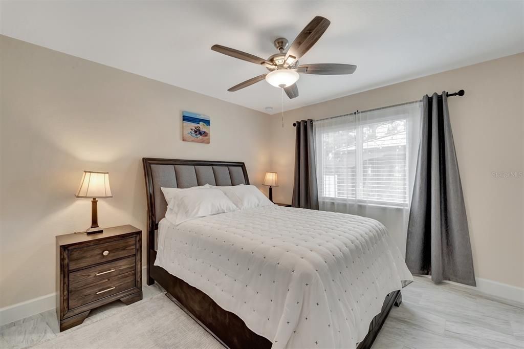 For Sale: $359,000 (3 beds, 2 baths, 1631 Square Feet)