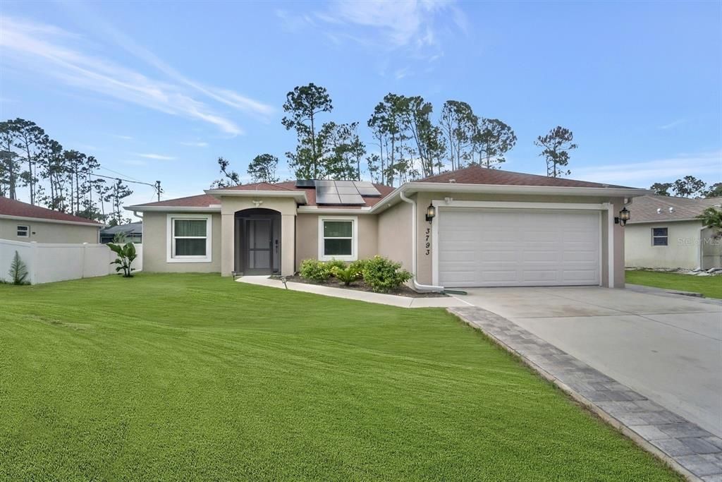 For Sale: $359,000 (3 beds, 2 baths, 1631 Square Feet)