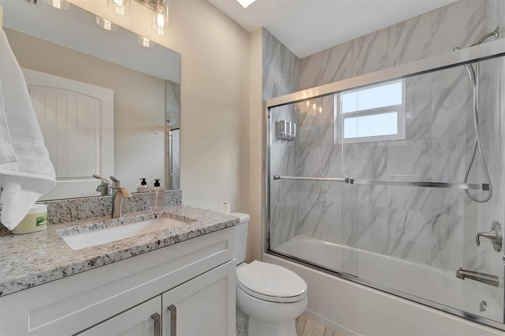 For Sale: $359,000 (3 beds, 2 baths, 1631 Square Feet)