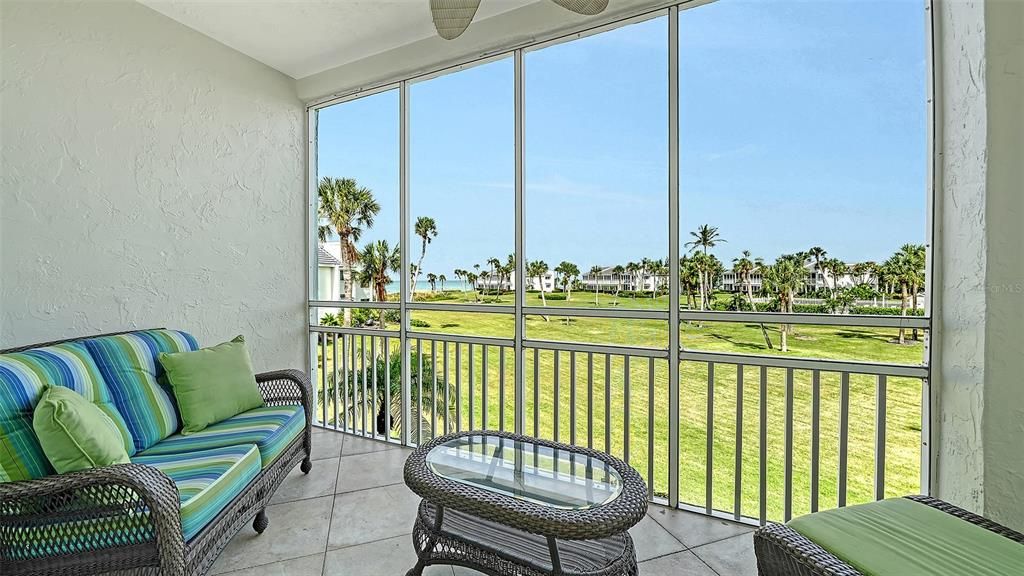 For Sale: $885,000 (2 beds, 2 baths, 1170 Square Feet)