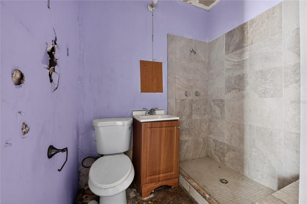 For Sale: $175,000 (2 beds, 2 baths, 1761 Square Feet)