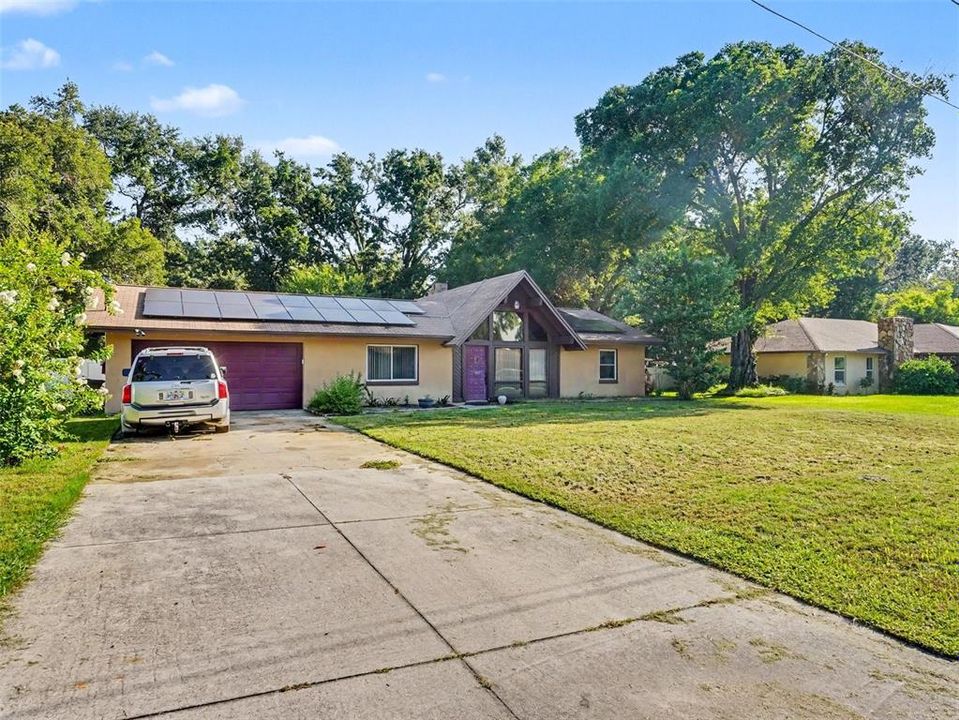For Sale: $285,000 (3 beds, 2 baths, 1526 Square Feet)