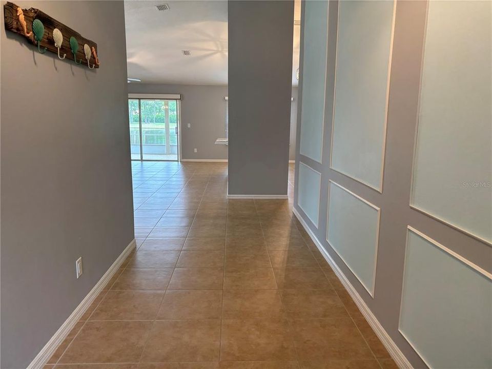 For Sale: $399,000 (3 beds, 2 baths, 1627 Square Feet)