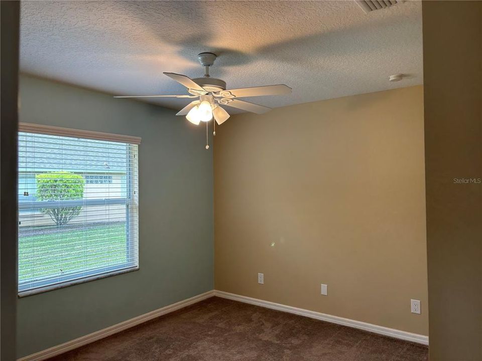 For Sale: $399,000 (3 beds, 2 baths, 1627 Square Feet)