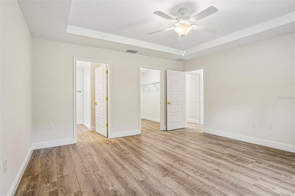 For Sale: $305,900 (3 beds, 2 baths, 1454 Square Feet)