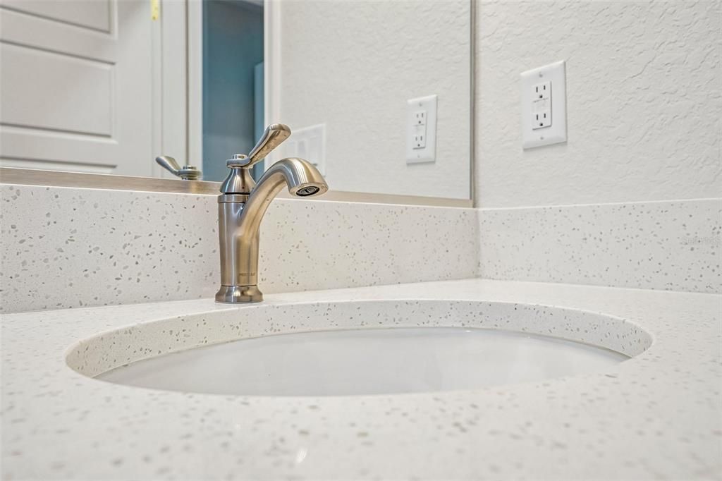 For Sale: $305,900 (3 beds, 2 baths, 1454 Square Feet)