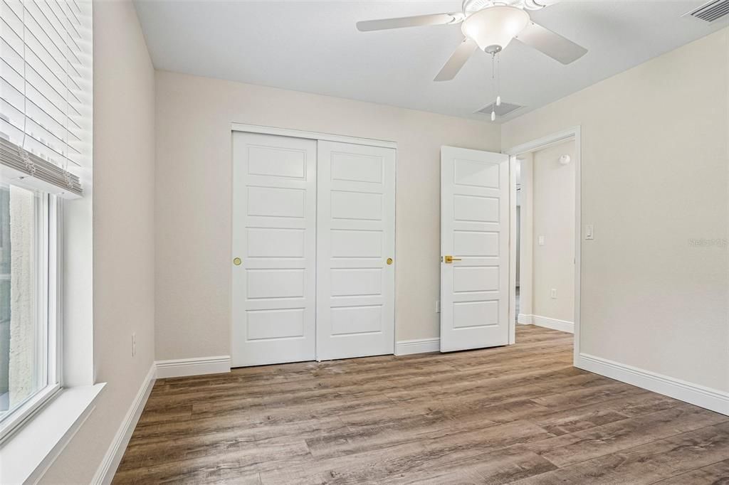 For Sale: $305,900 (3 beds, 2 baths, 1454 Square Feet)