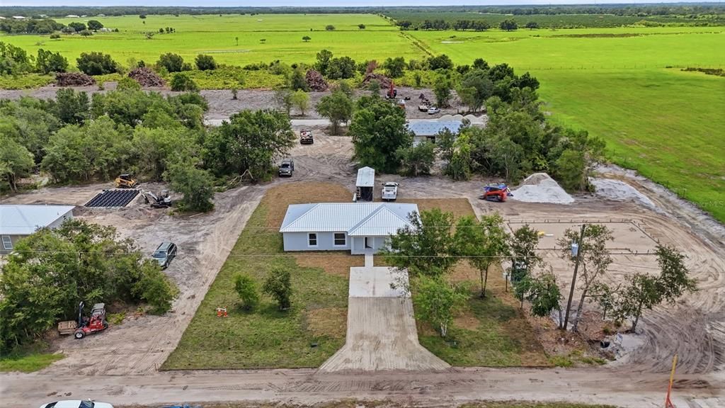 На продажу: $305,000 (3 спален, 2 ванн, 1388 Квадратных фут)