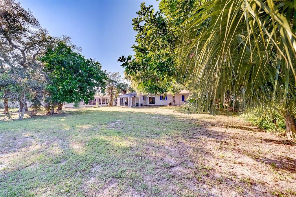 В аренду: $2,450 (2 спален, 2 ванн, 850 Квадратных фут)